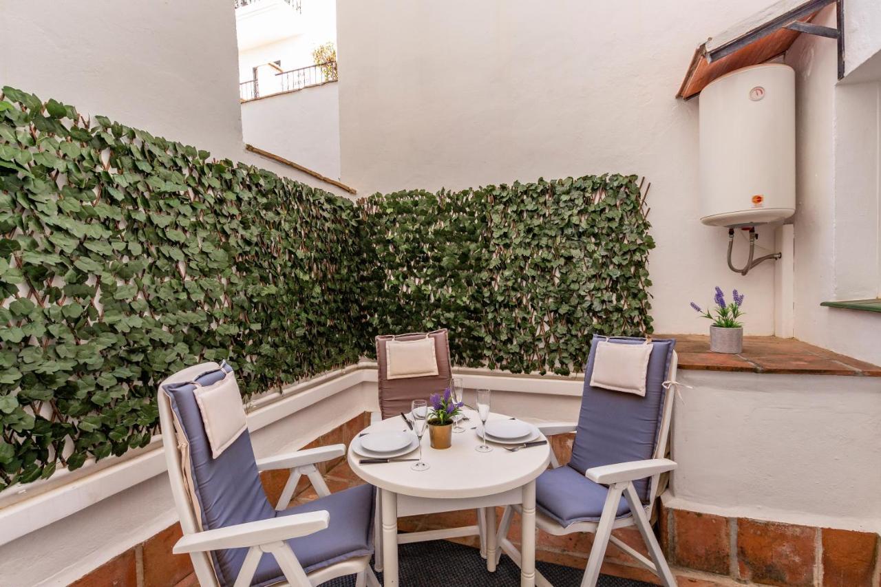 Sanders Golf - Lovely Two-Bedroom Apartment With Shared Pool Keflavík Ngoại thất bức ảnh